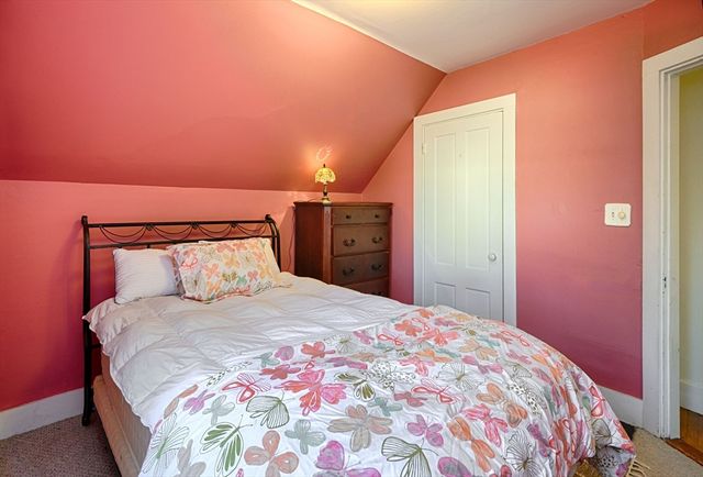 31 Marion St, Natick, MA 01760