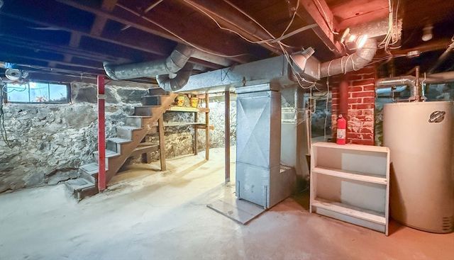 31 Marion St, Natick, MA 01760