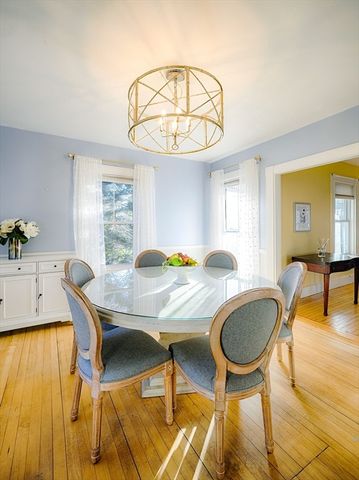 31 Marion St, Natick, MA 01760