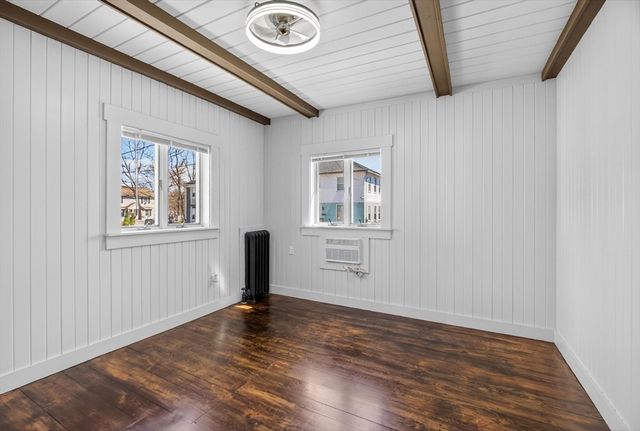 17 Hazel St, Fitchburg, MA 01420