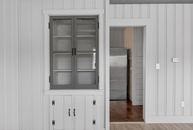 17 Hazel St, Fitchburg, MA 01420