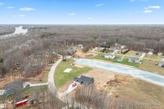 9091 Weston Drive, Coopersville, MI 49404