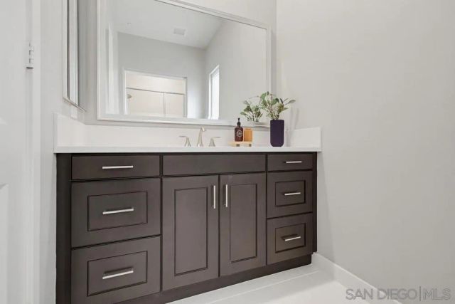 6682 Elegante Way, San Diego, CA 92130