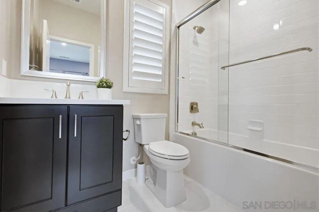 6682 Elegante Way, San Diego, CA 92130
