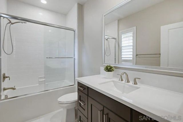 6682 Elegante Way, San Diego, CA 92130