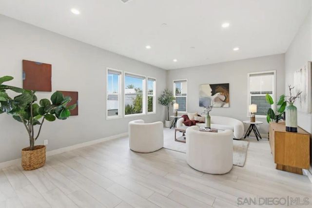 6682 Elegante Way, San Diego, CA 92130