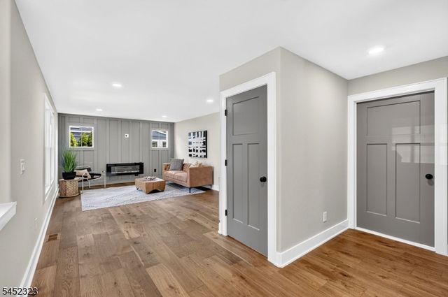 73 Farley Ave, Fanwood Boro, NJ 07023