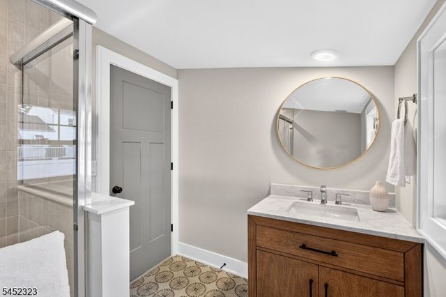 73 Farley Ave, Fanwood Boro, NJ 07023