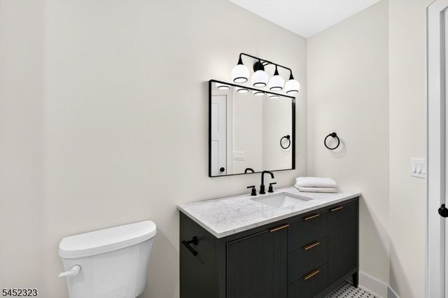 73 Farley Ave, Fanwood Boro, NJ 07023