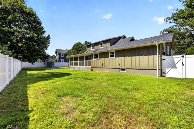 73 Farley Ave, Fanwood Boro, NJ 07023