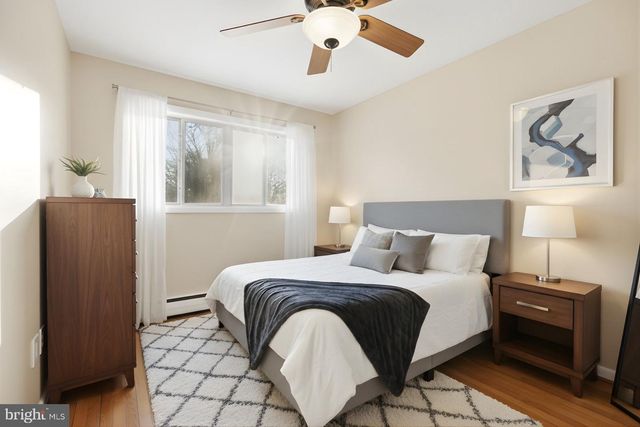 1206 BEECHWOOD DR, Frederick, MD 21701