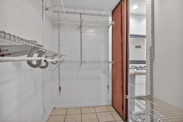 4110 Carambola Circle 2111, Pompano Beach, FL 33066