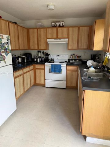 2066 NE 167th Street 3108, North Miami Beach, FL 33162