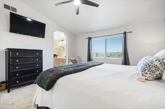 27606 Moonlight Place, Castaic, CA 91384