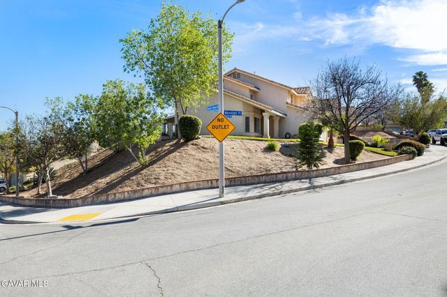 27606 Moonlight Place, Castaic, CA 91384