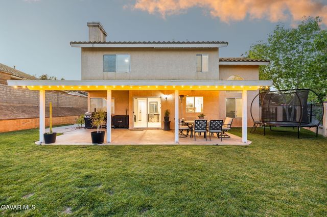 27606 Moonlight Place, Castaic, CA 91384