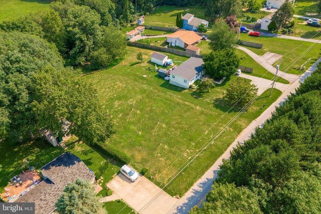 300 OAKLYN RD, Coatesville, PA 19320