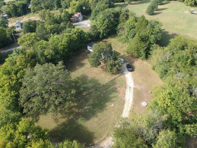 225 Opossum Hollow Rd, Watertown, TN 37184