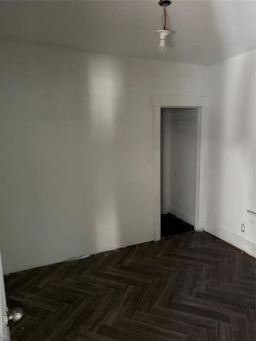 834 Remington Avenue, Flint, MI 48507