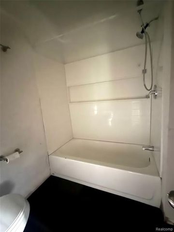 834 Remington Avenue, Flint, MI 48507