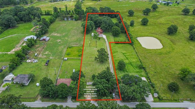 80 Pams Run Lane, Shepherd, TX 77371