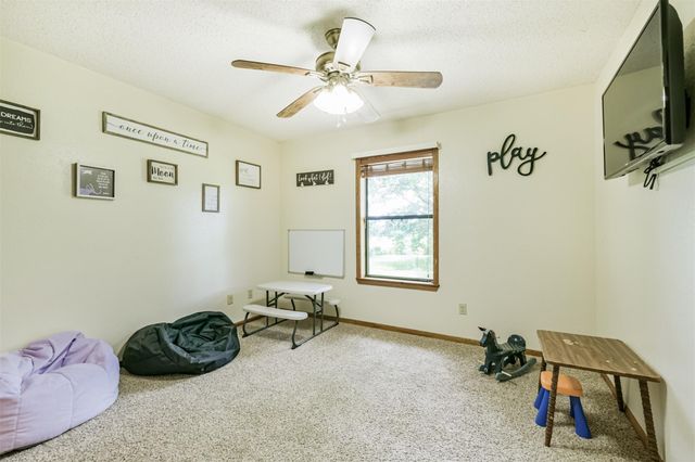 80 Pams Run Lane, Shepherd, TX 77371