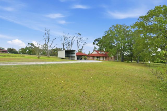 80 Pams Run Lane, Shepherd, TX 77371