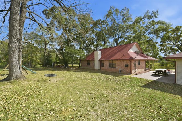 80 Pams Run Lane, Shepherd, TX 77371