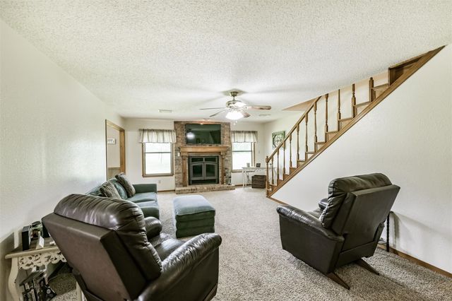 80 Pams Run Lane, Shepherd, TX 77371