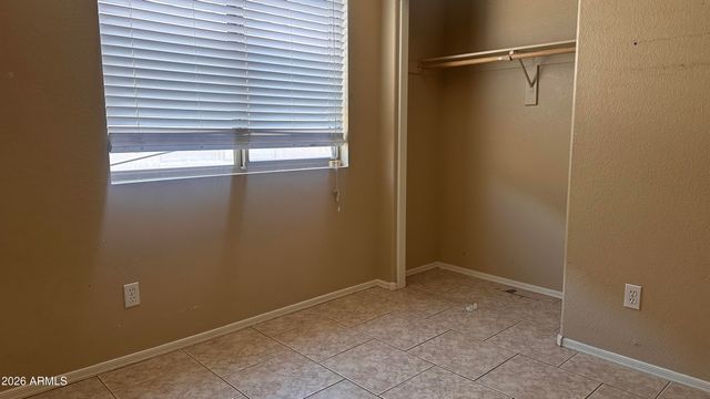 8568 W CARON Drive, Peoria, AZ 85345