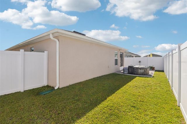 523 VALENTINA LANE, Auburndale, FL 33823