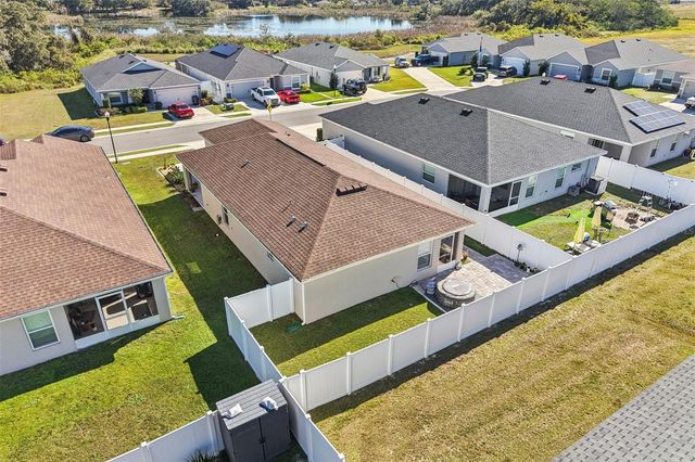 523 VALENTINA LANE, Auburndale, FL 33823