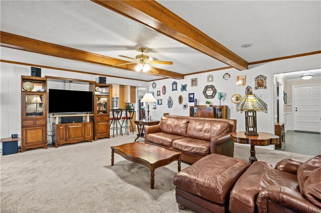 713 Pinebrook DR, Virginia Beach, VA 23462