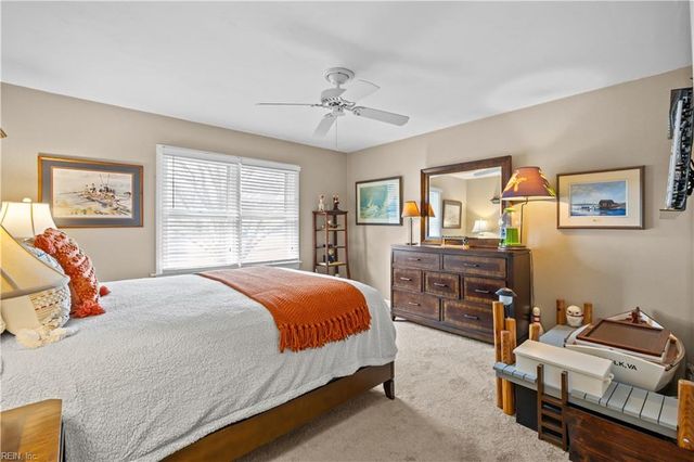 713 Pinebrook DR, Virginia Beach, VA 23462