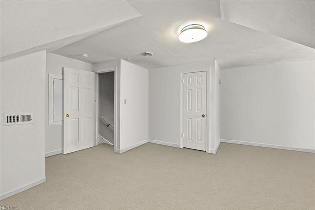 713 Pinebrook DR, Virginia Beach, VA 23462