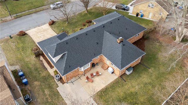 713 Pinebrook DR, Virginia Beach, VA 23462