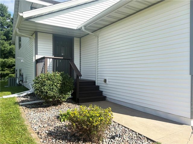 725 Diamond Lane, Rice Lake, WI 54868