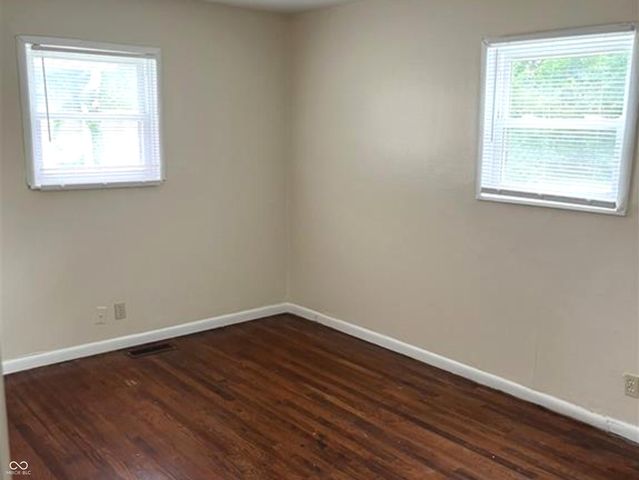 6205 E 12th Street, Indianapolis, IN 46219