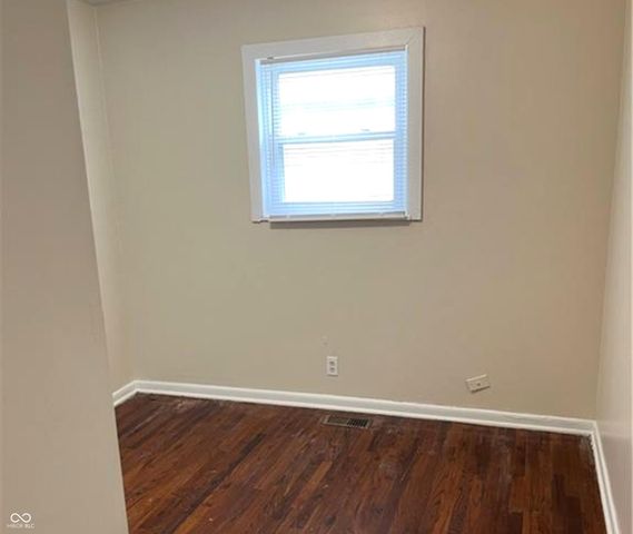 6205 E 12th Street, Indianapolis, IN 46219
