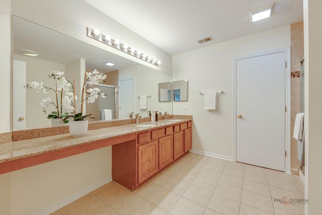 1155 Georgetown Way, Vernon Hills, IL 60061
