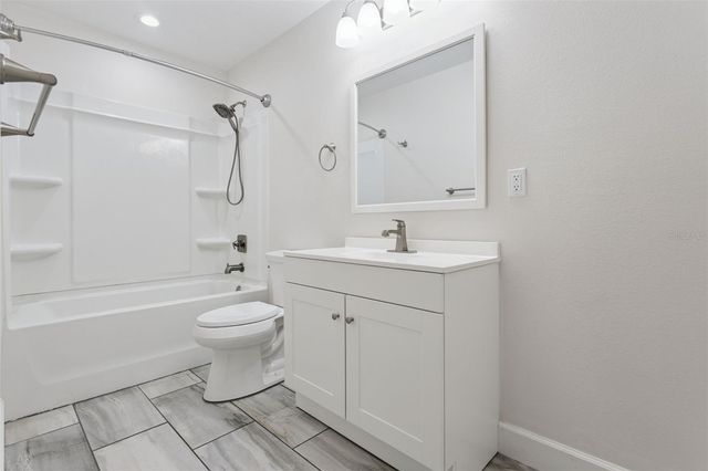 209 JEAN STREET, Tavares, FL 32778