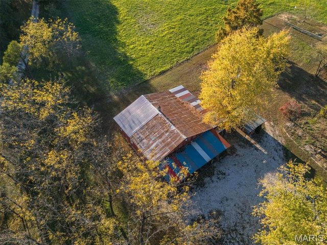 14773 State Route M, Ste Genevieve, MO 63670