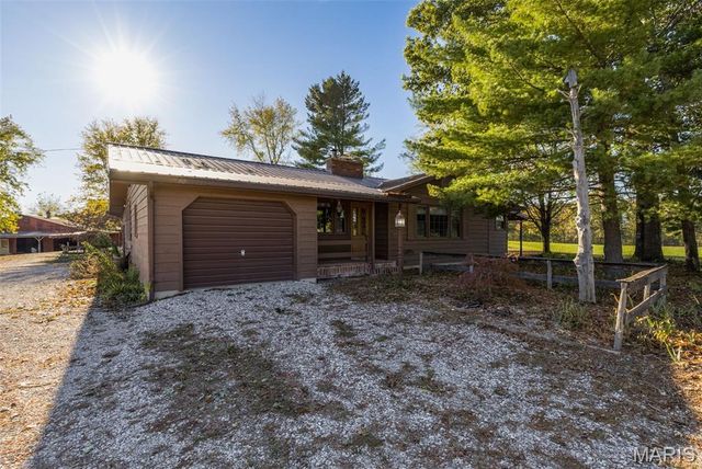 14773 State Route M, Ste Genevieve, MO 63670