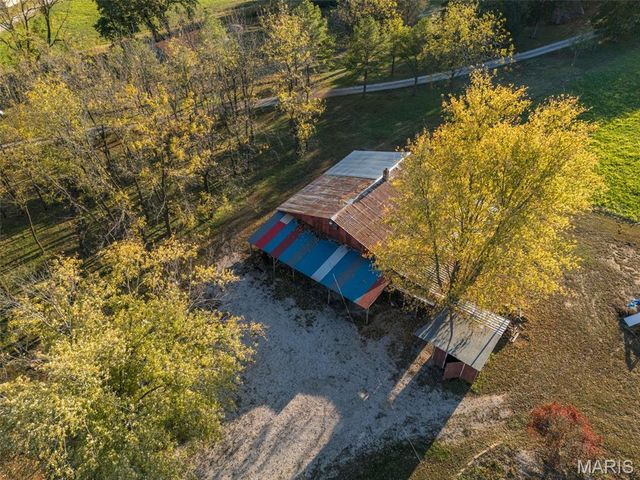 14773 State Route M, Ste Genevieve, MO 63670