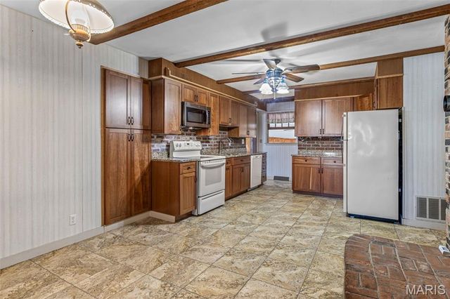 14773 State Route M, Ste Genevieve, MO 63670