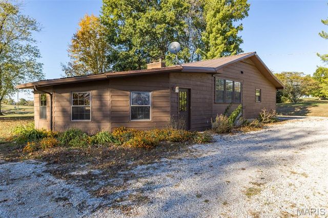14773 State Route M, Ste Genevieve, MO 63670