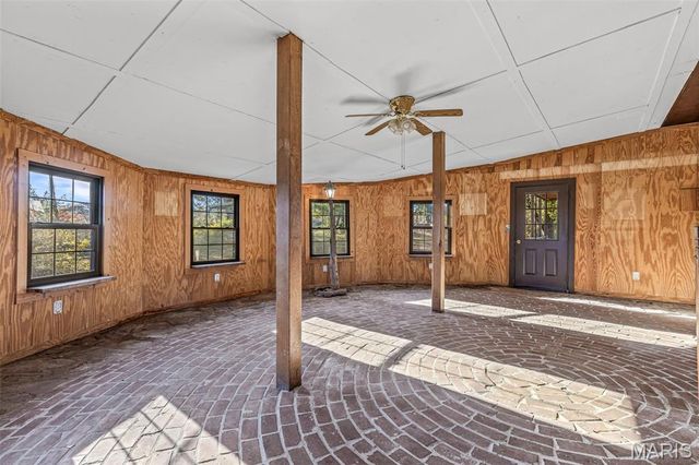 14773 State Route M, Ste Genevieve, MO 63670