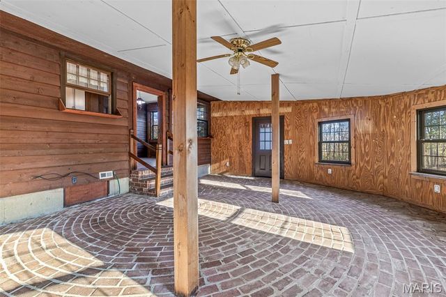 14773 State Route M, Ste Genevieve, MO 63670