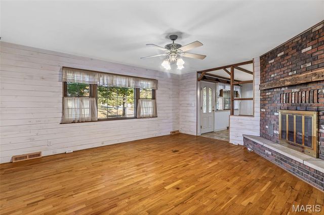 14773 State Route M, Ste Genevieve, MO 63670