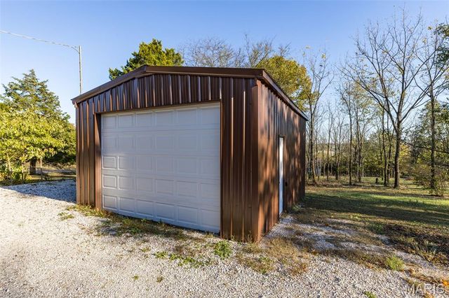 14773 State Route M, Ste Genevieve, MO 63670
